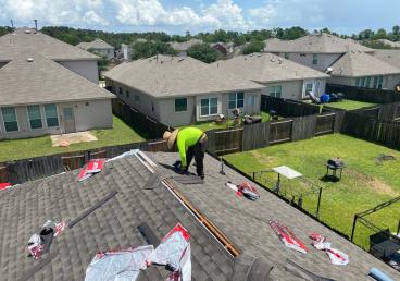 Aging residential shingle roof in need of replacement, Houston TX
